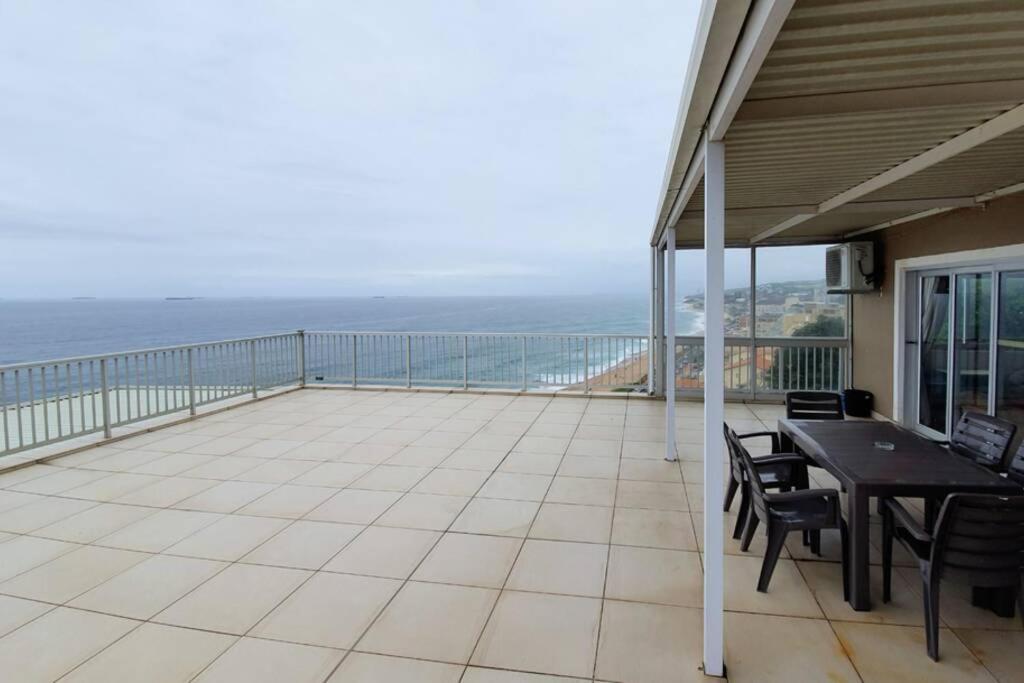 Апартаменты Superb Seaview @ 3Br Camarque Apt Umdloti Beach! Экстерьер фото